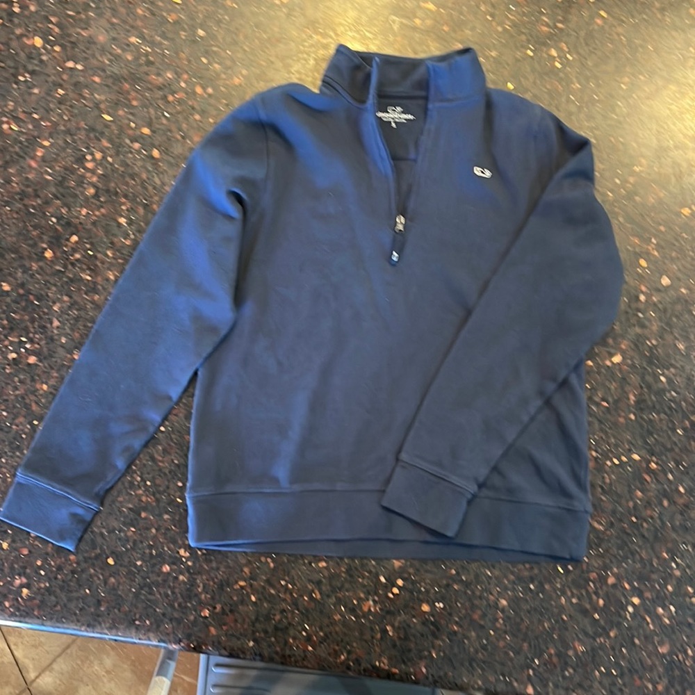Long sleeve pull over
